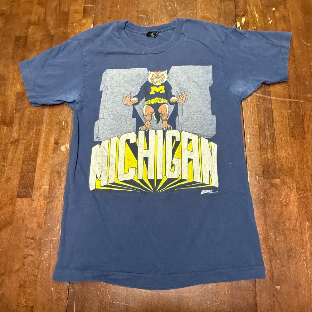 Vtg Insignia Sport 1991 Michigan Wolverine T-Shirt Men Large Blue Mascot Graphic